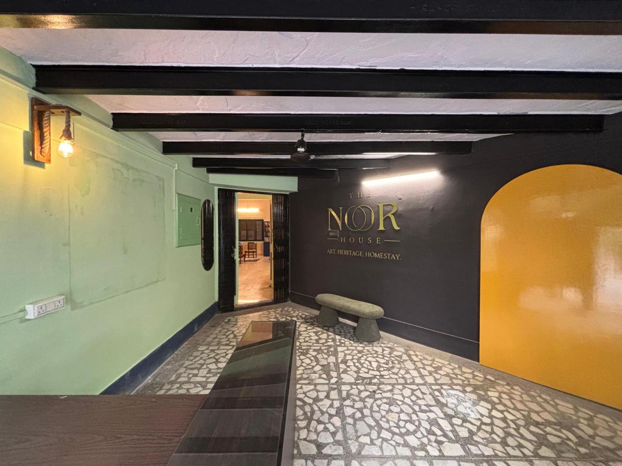 The Noor House Homestay Агра Екстериор снимка