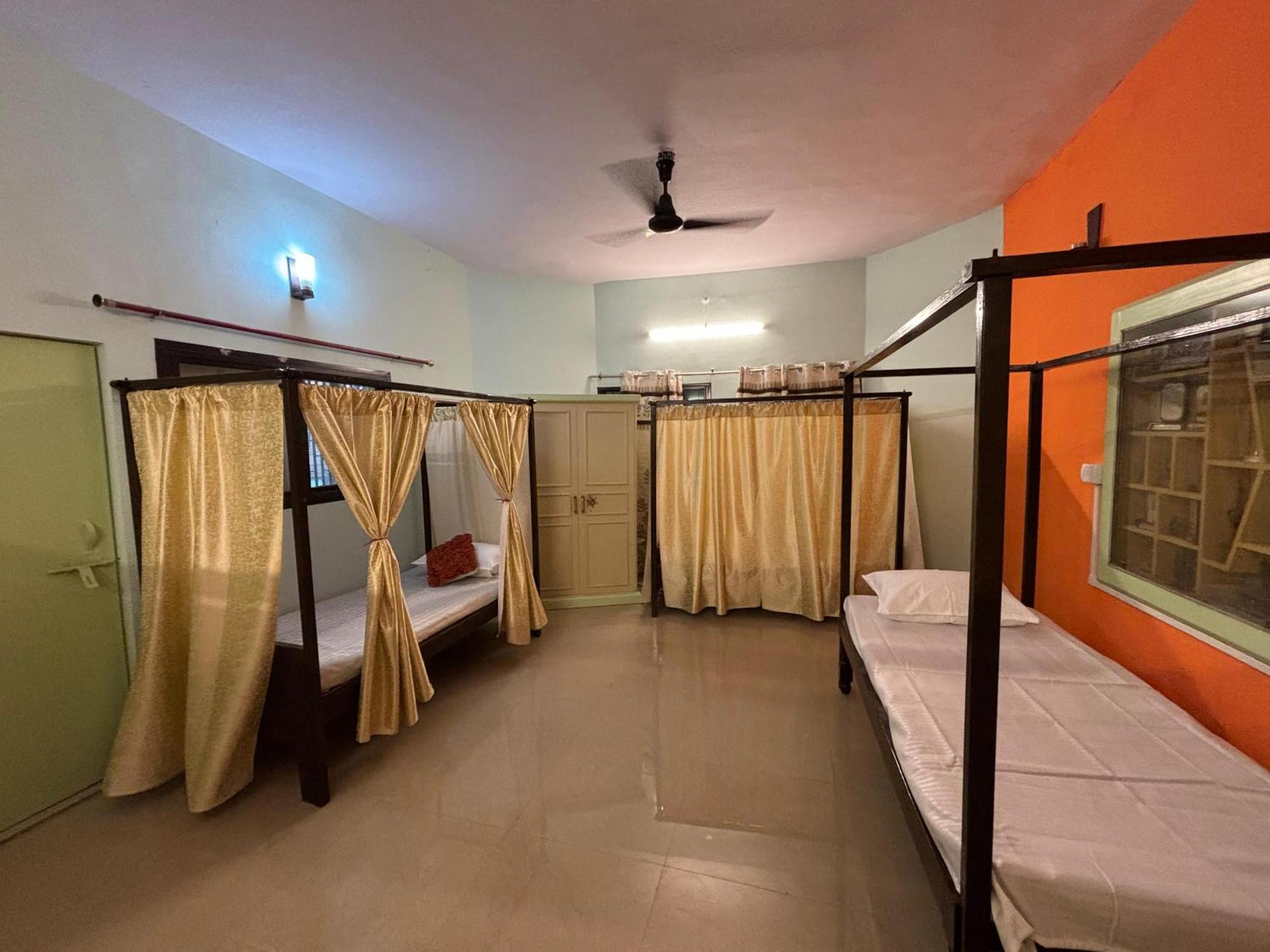 The Noor House Homestay Агра Екстериор снимка