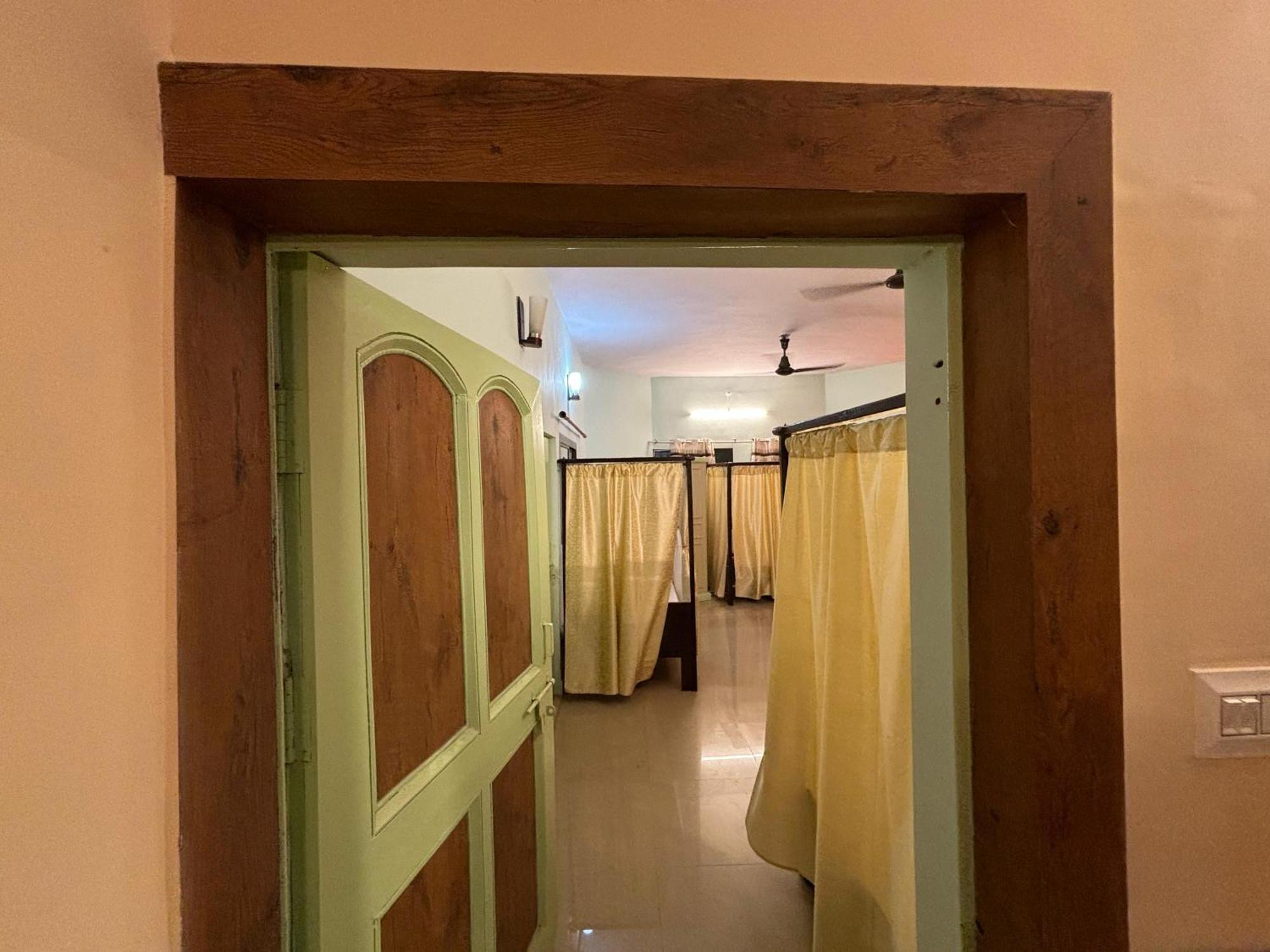 The Noor House Homestay Агра Екстериор снимка
